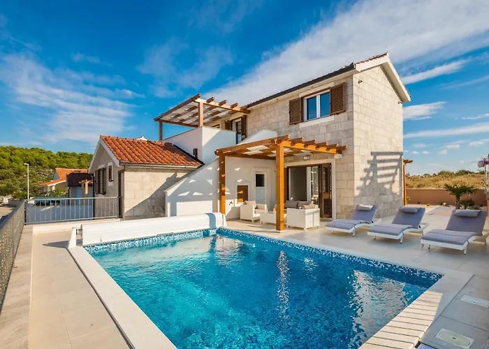 Villa Diomedes With The Sea View And The Pool