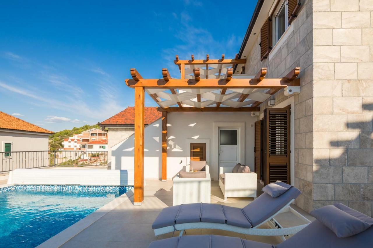 Villa Diomedes With The Sea View And The Pool *